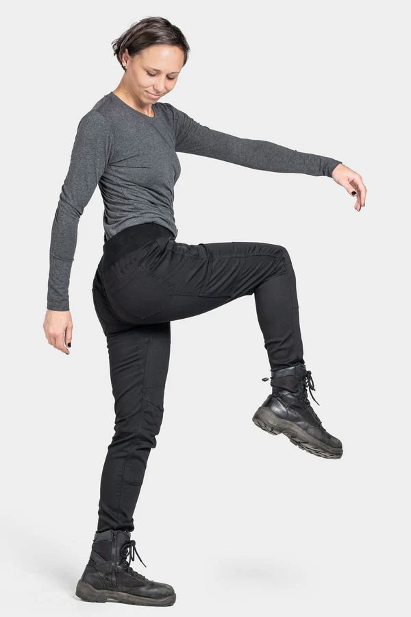 Christa DIY in Black Performance Modal - Image 3