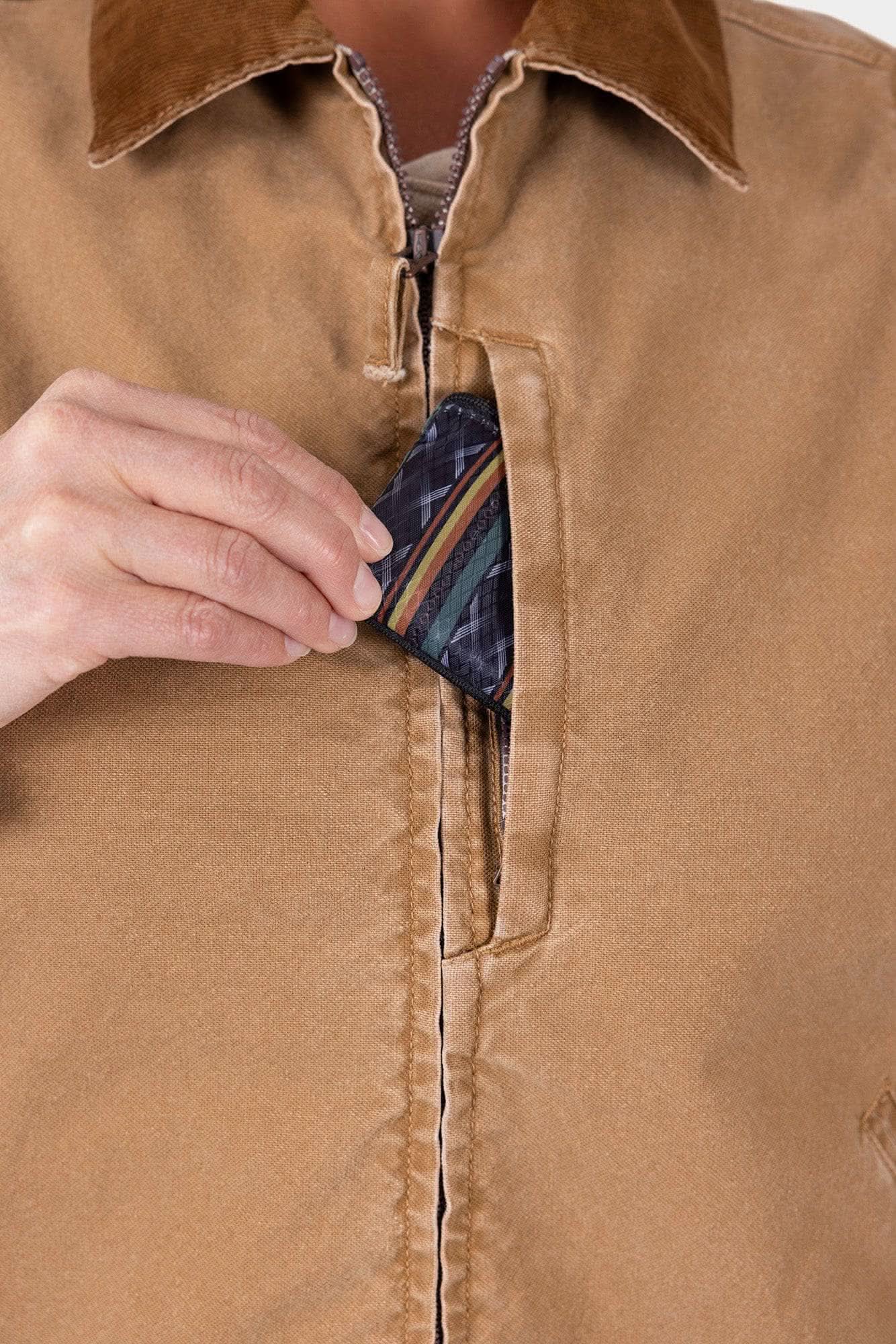 Old School Trucker Vest in Vintage Brown - Image 5