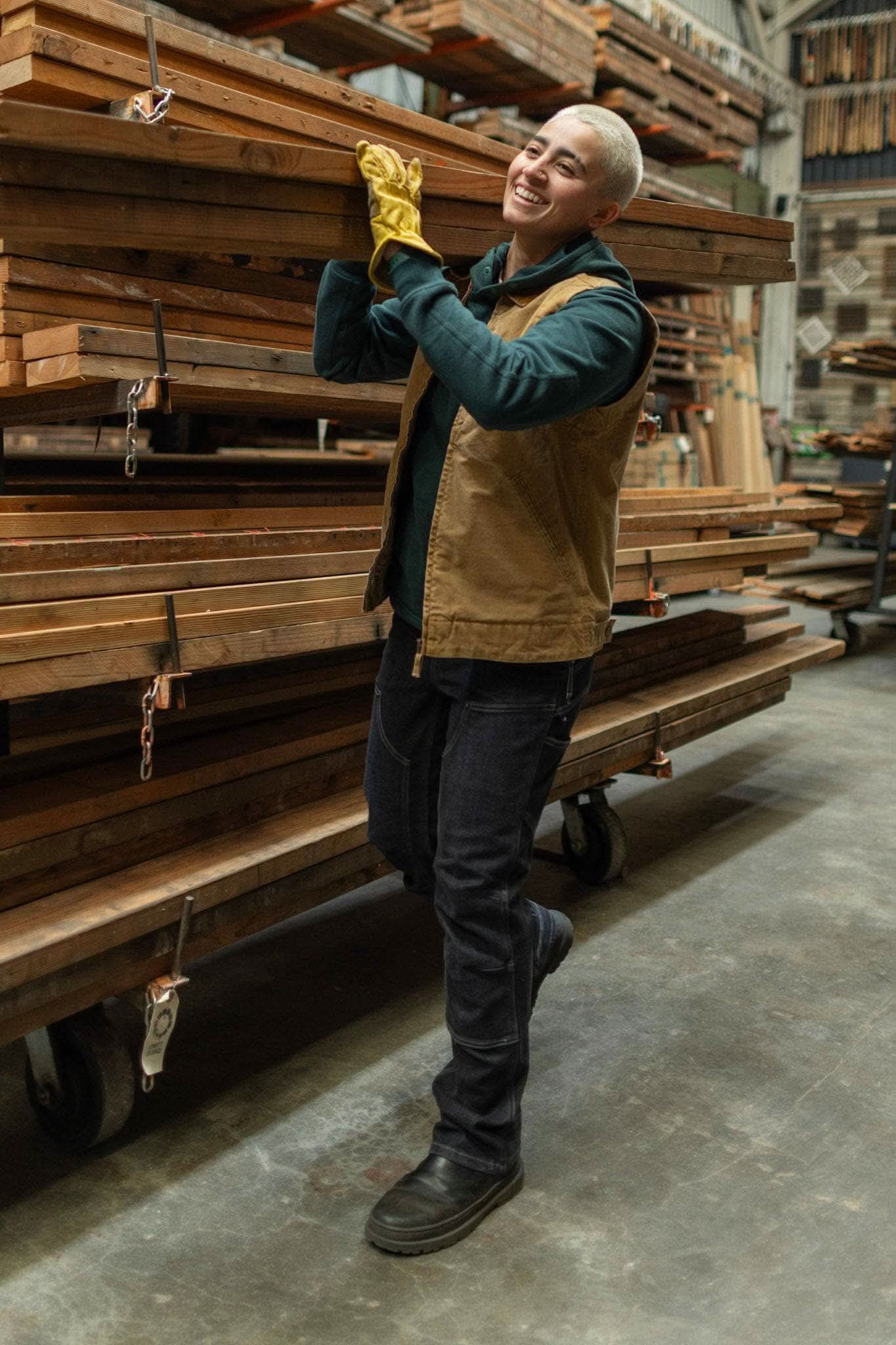 Old School Trucker Vest in Vintage Brown - Image 6