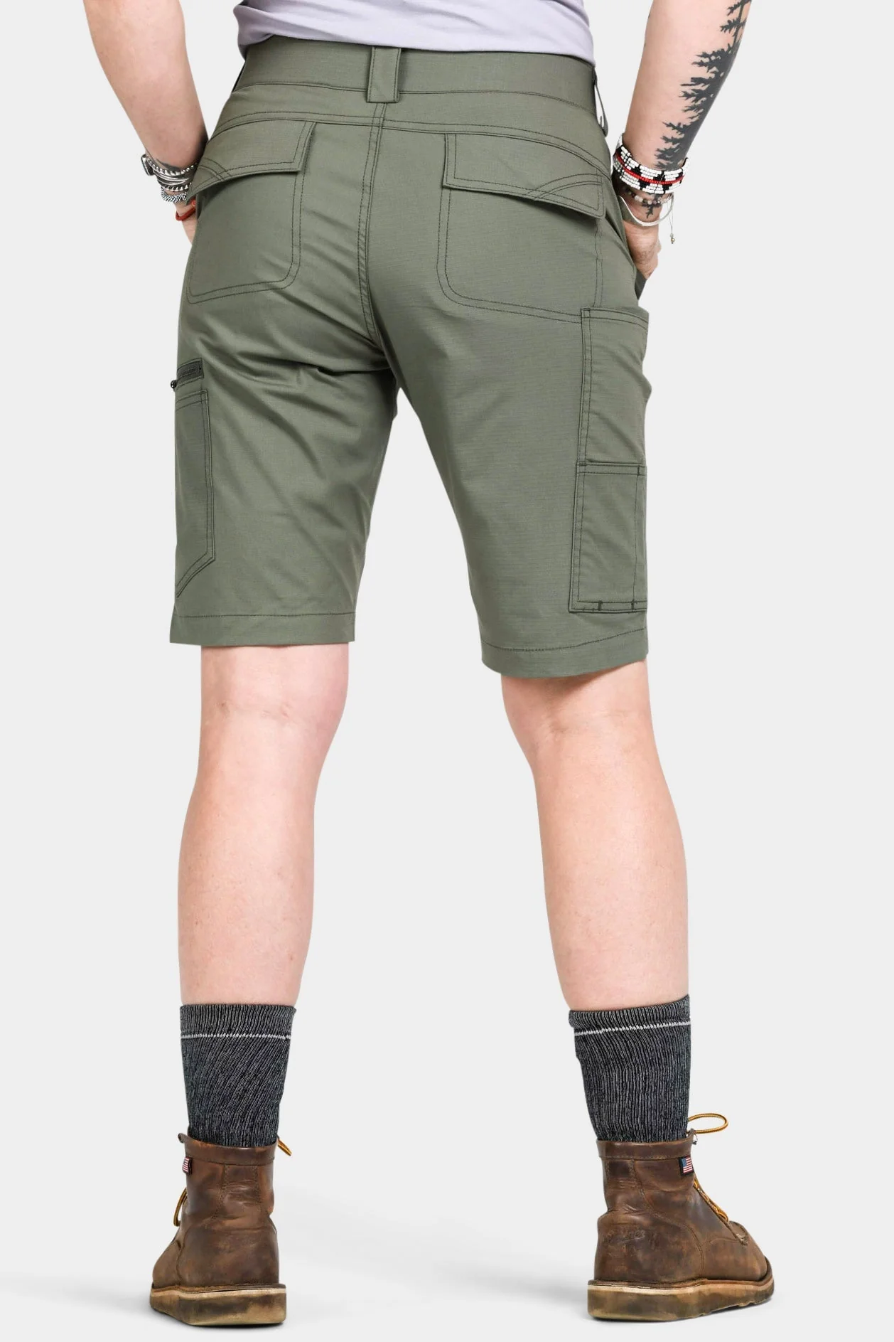 Day Construct Short in Ultralight Lichen Ripstop - Image 3