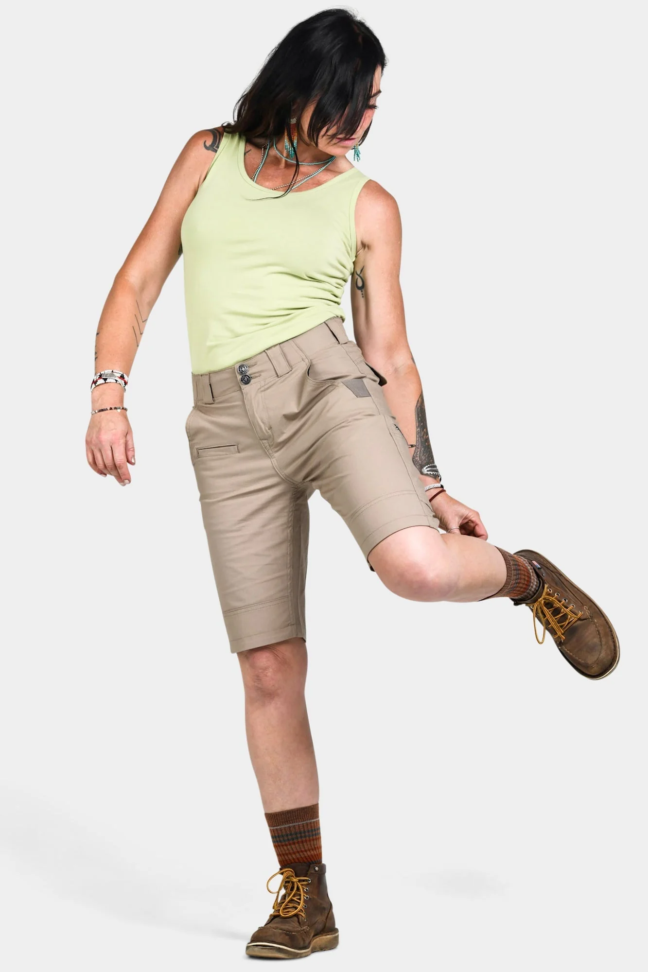 Day Construct Short in Ultralight Flax Ripstop - Image 3